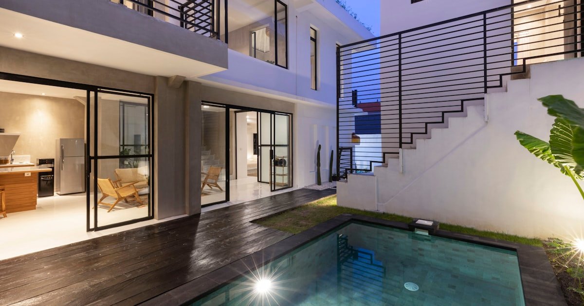 ¿Cuánto cuesta mantener una piscina al año?